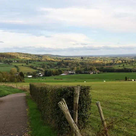 Cosy Floating Boatlodge Athene