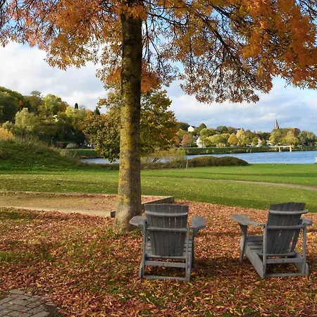 Lodge Cosy Floating Boatlodge Athene *