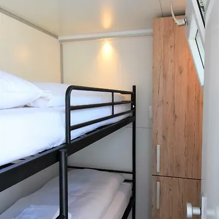 Lodge Cosy Floating Boatlodge Athene *